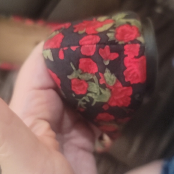 Steve Madden luxe black red roses Floral satin Ballet Flats 9 - Picture 5 of 6